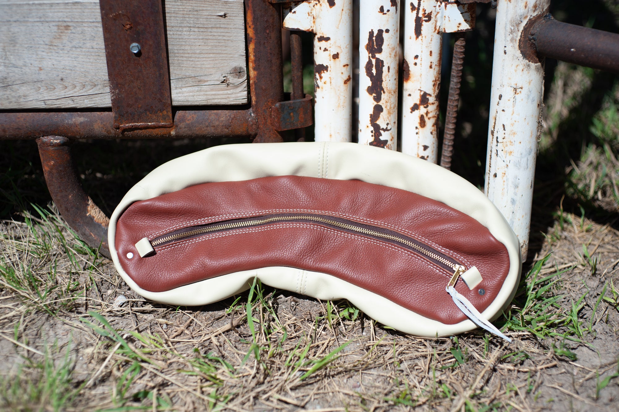 Chap Leather Cantle Bag - Walnut