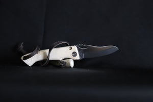 "White Knight" Folding Blade